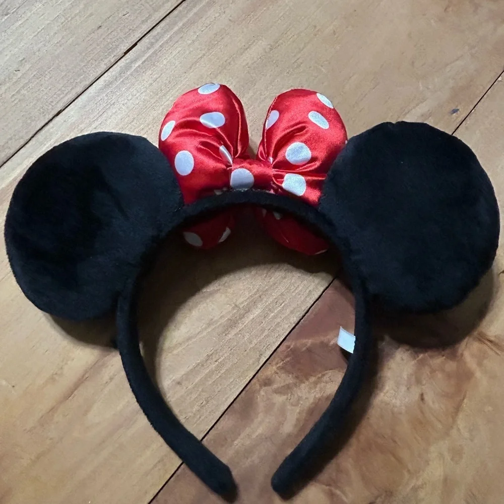 Disney Black Mouse Ears with Minnie Mouse Red Bow